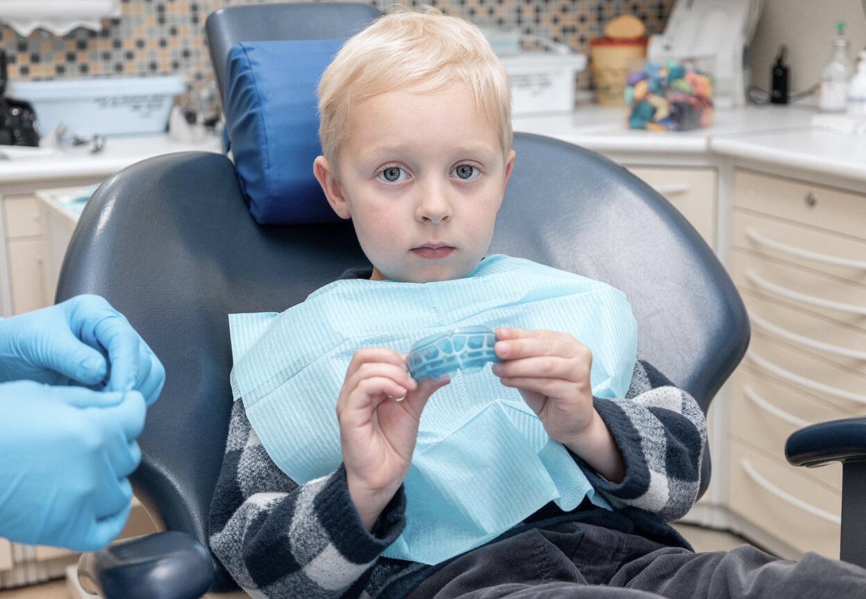 How to Protect Teeth and Gums During Orthodontic Treatment